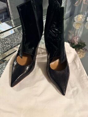 Chloe “Irina” Ricopuerto Spillo Booties Sz 8.5